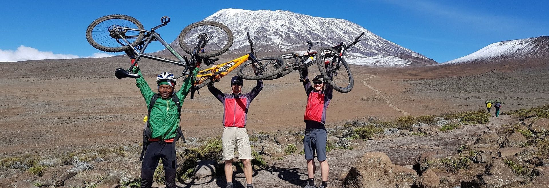 Mountain bike Kilimanjaro - Afrishare trekking and safaris